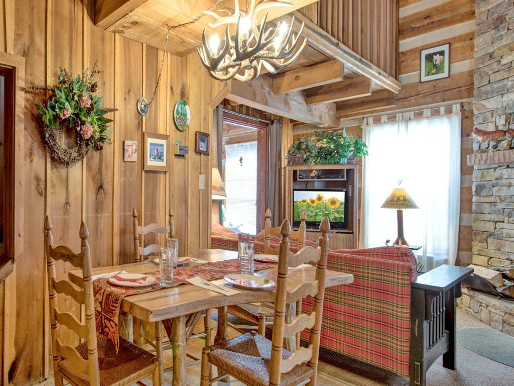 Fox Den Villa Gatlinburg Exterior photo